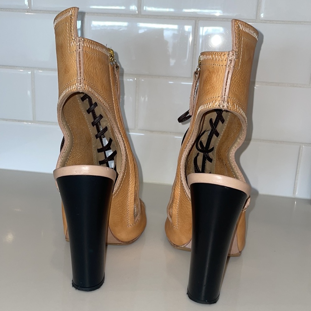 Tan Leather Lace-Up Heeled Sandals size 6 (36 ITaly) - Picture 3 of 10